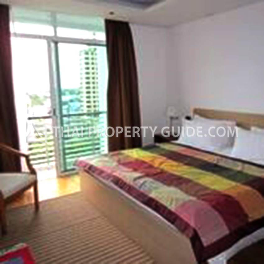 Condominium in Phaholyothin 