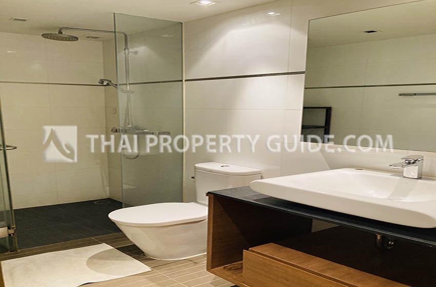 Condominium in Phaholyothin 