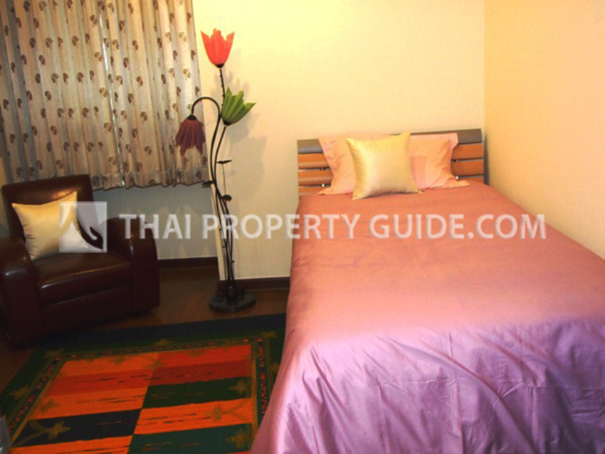 Condominium in Ploenchit 