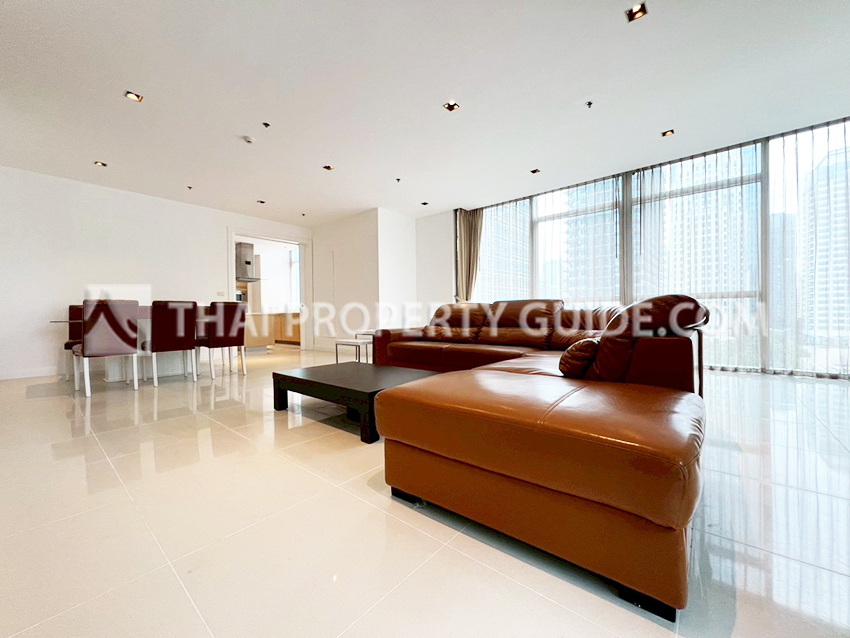 Condominium in Ploenchit : Athenee Residence 