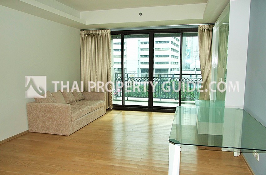 Condominium in Ploenchit 