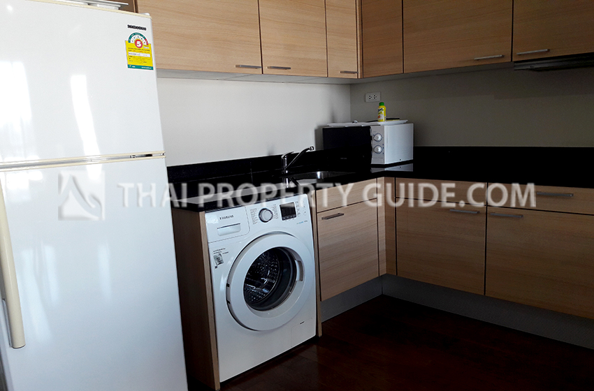 Condominium in Ploenchit 
