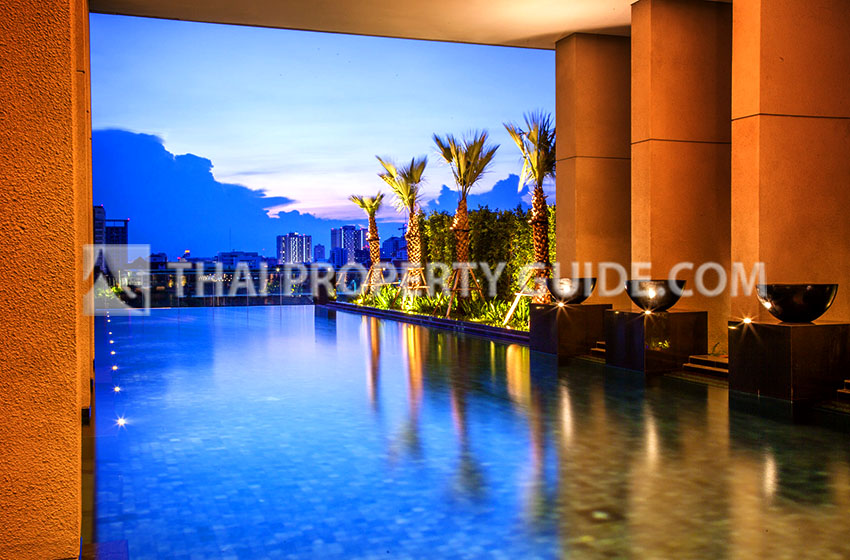 Condominium in Ploenchit 