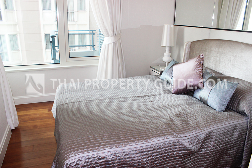 Condominium in Ploenchit 