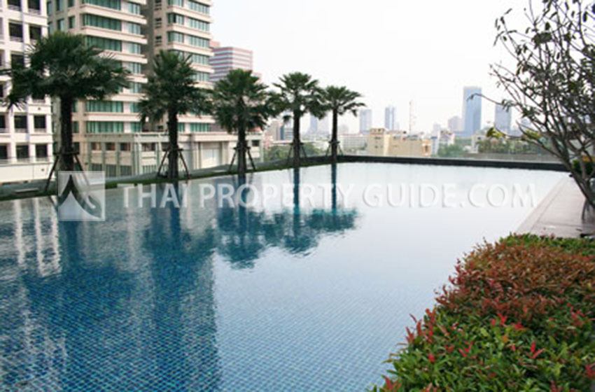 Condominium in Ploenchit 