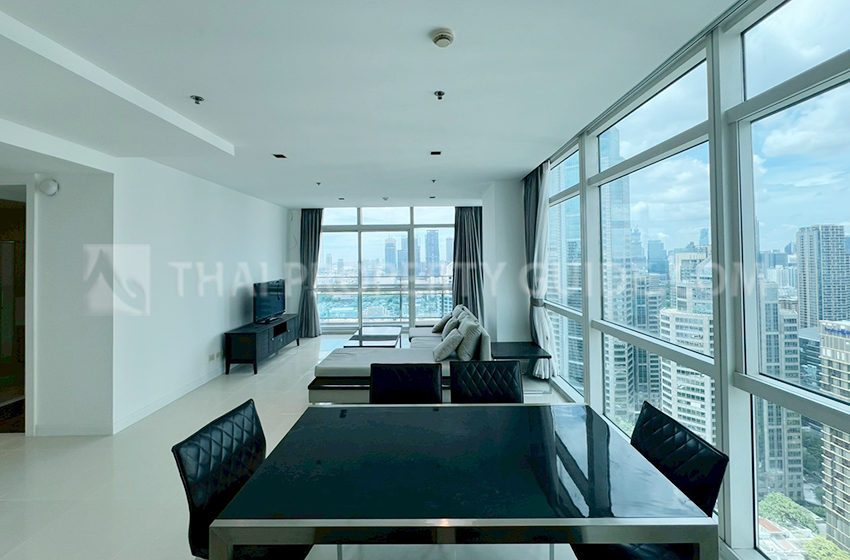 Condominium in Ploenchit : Athenee Residence 