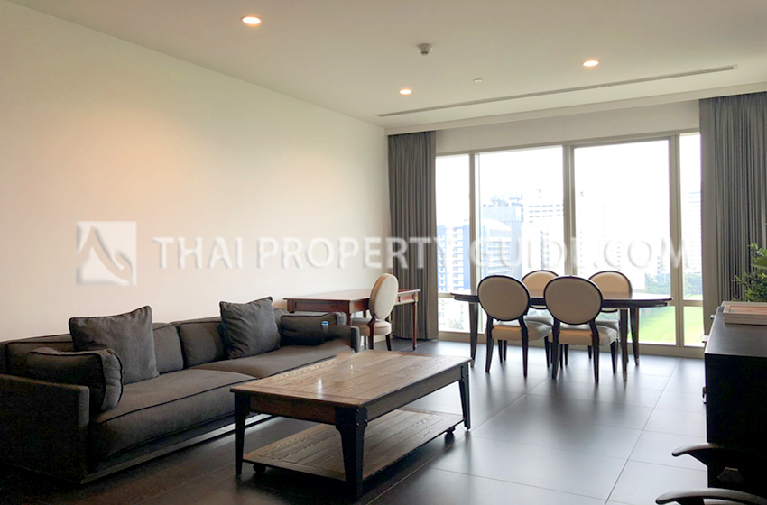 Condominium in Ploenchit 