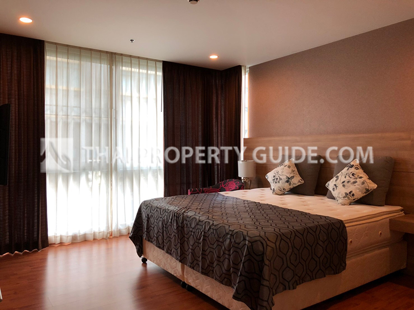 Condominium in Ploenchit 