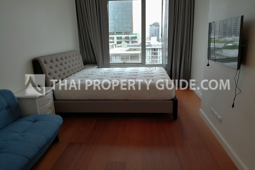 Condominium in Ploenchit 