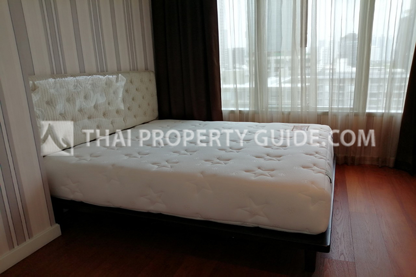 Condominium in Ploenchit 