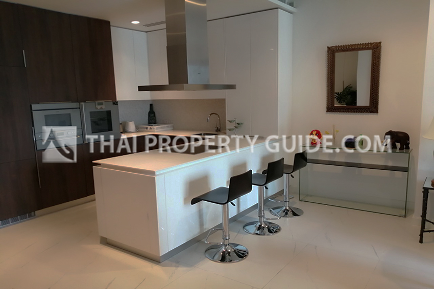 Condominium in Ploenchit 