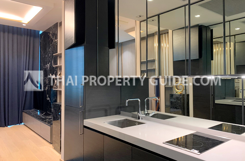 Condominium in Ploenchit 
