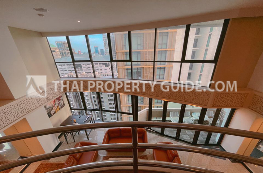 Condominium in Ploenchit 