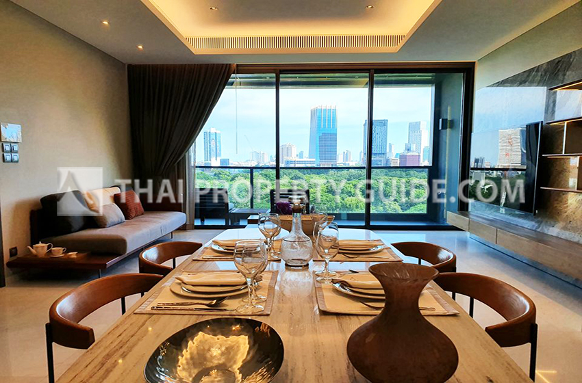 Condominium in Ploenchit 