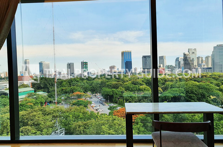 Condominium in Ploenchit 