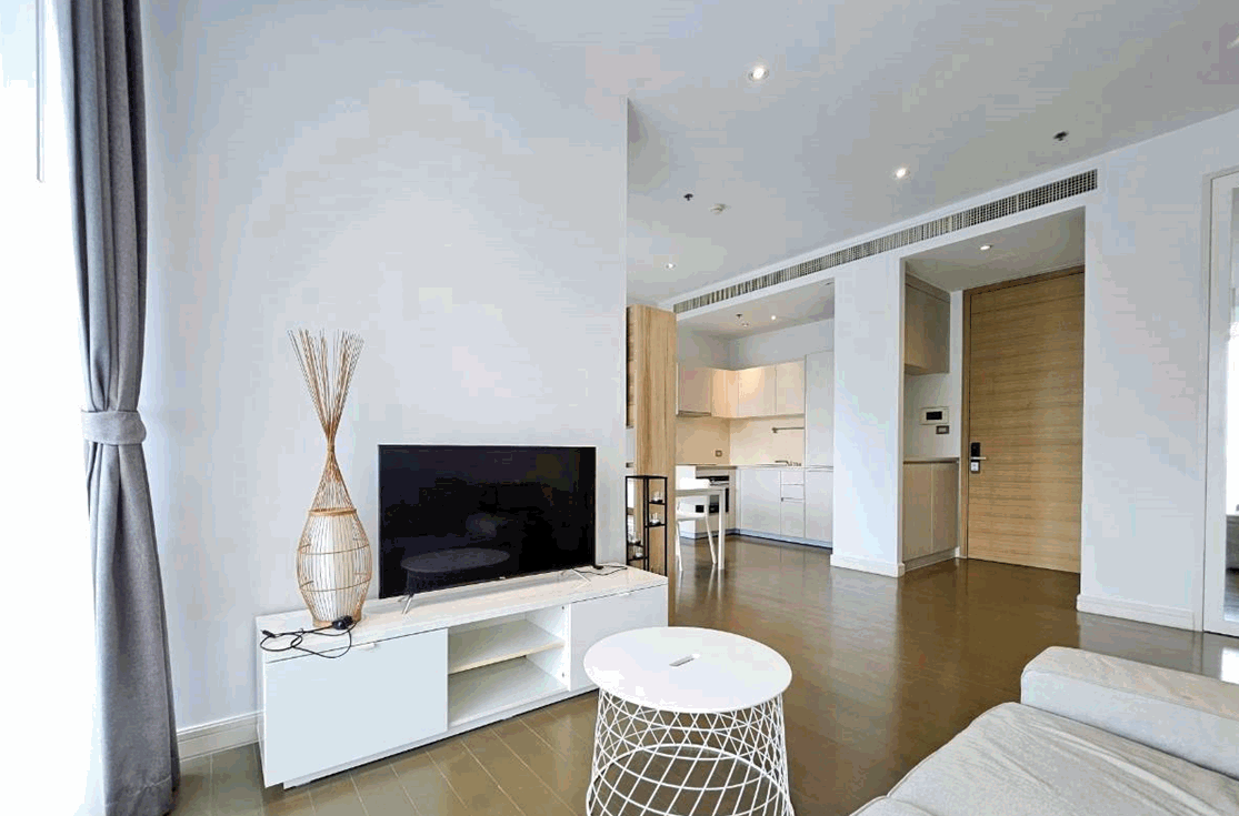 Condominium in Ploenchit