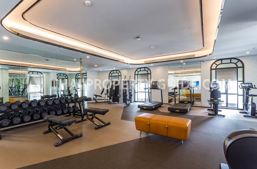 Condominium in Ploenchit 