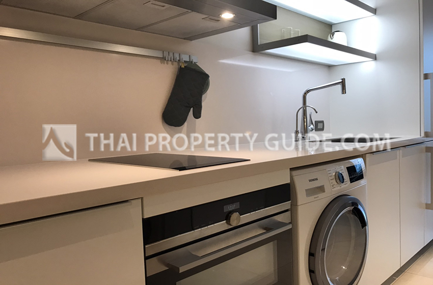 Condominium in Ploenchit 