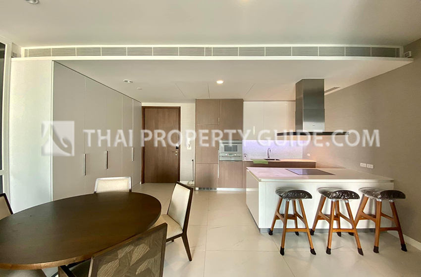 Condominium in Ploenchit 