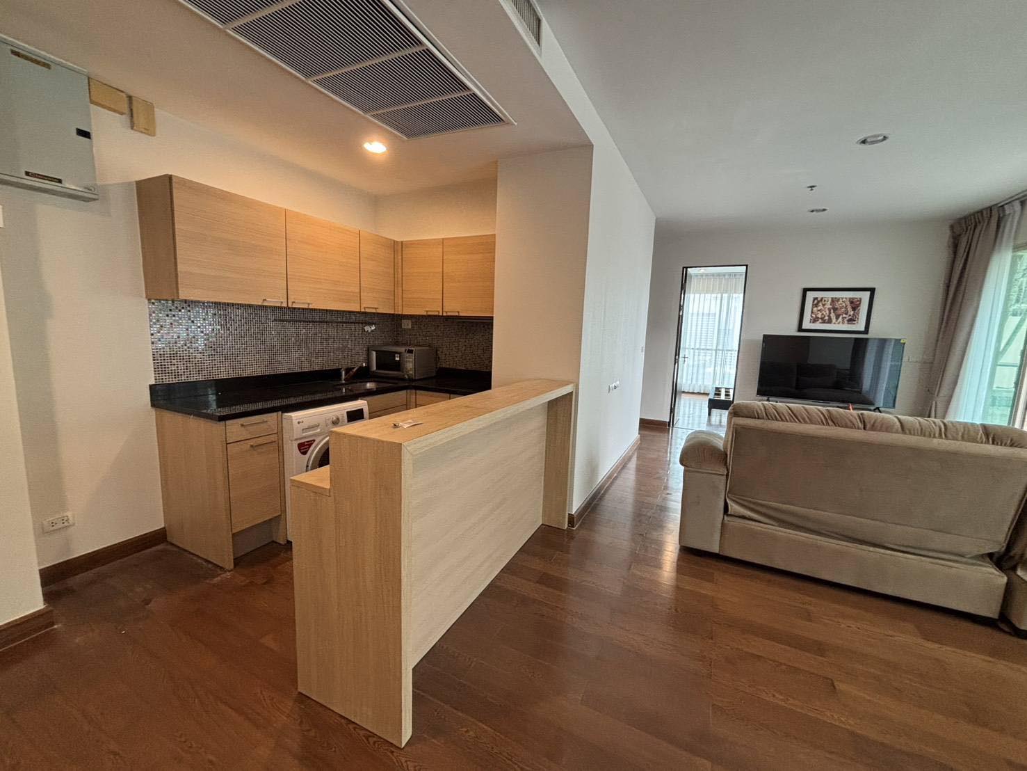 Condominium in Ploenchit 