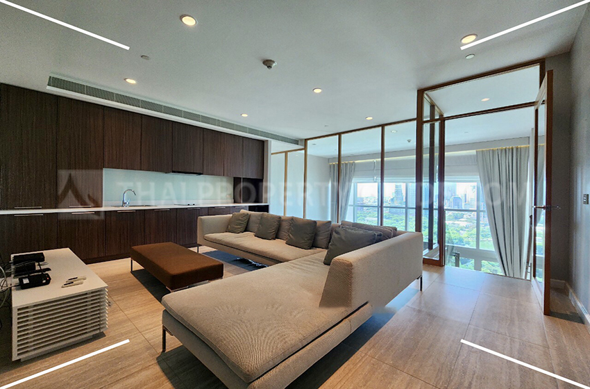 Condominium for rent in Ploenchit