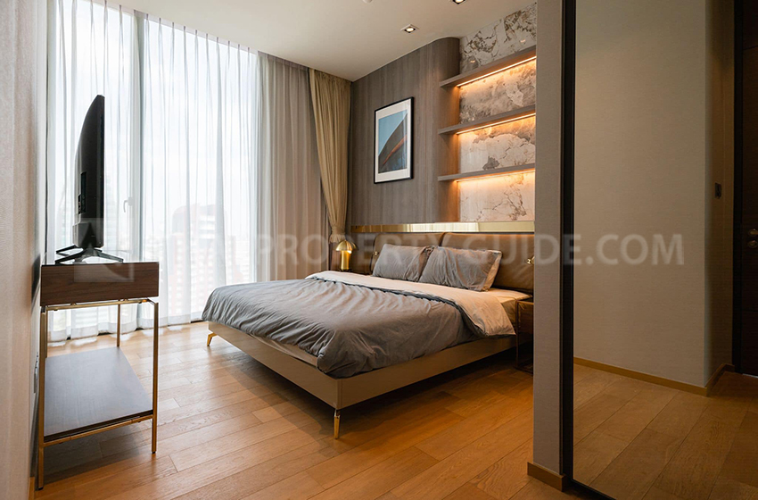 Condominium in Ploenchit 