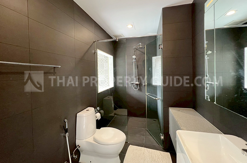 Condominium in Ploenchit : Noble Ploenchit 