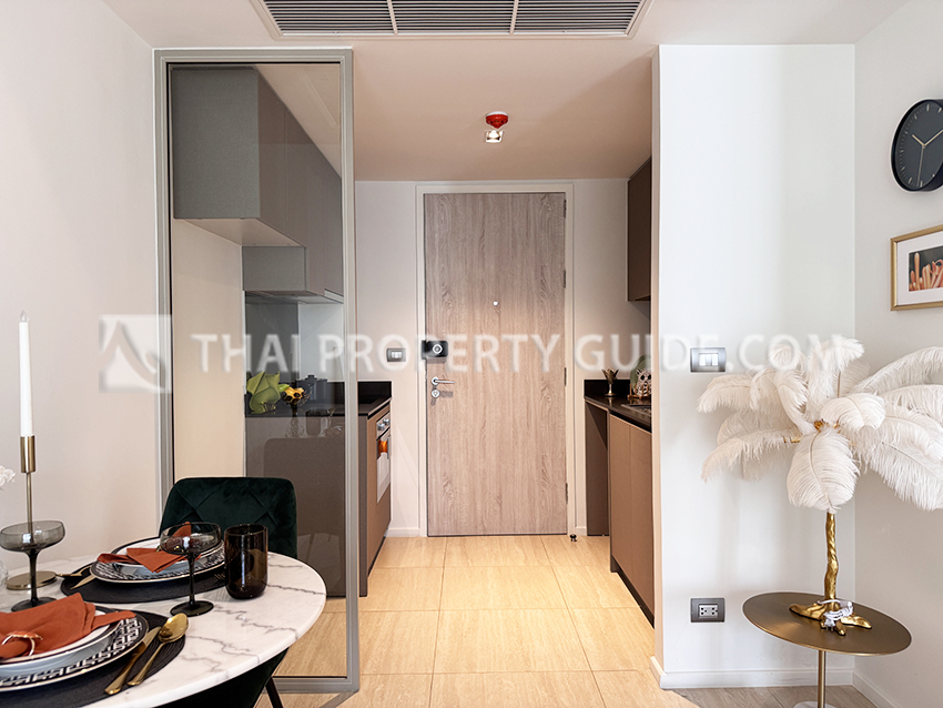 Condominium in Ploenchit 