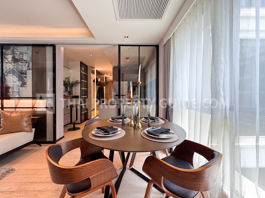 Condominium in Ploenchit 