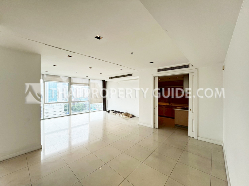 Condominium in Ploenchit : Athenee Residence 