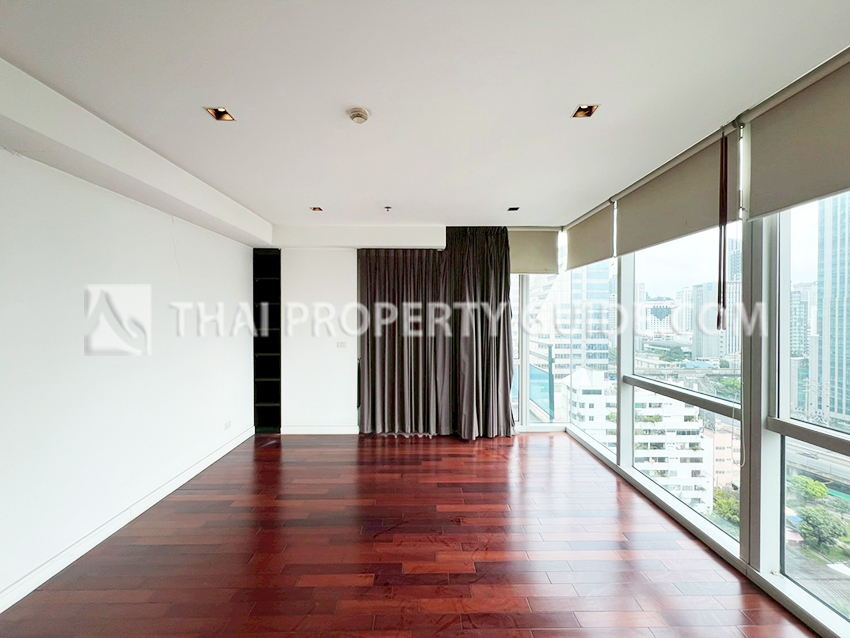 Condominium in Ploenchit : Athenee Residence 