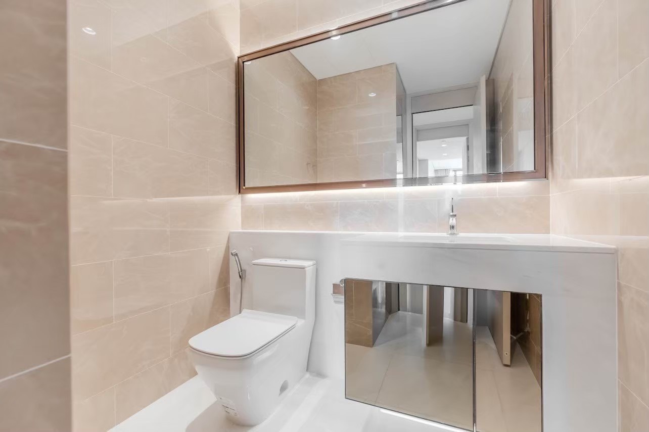 Condominium in Ploenchit 