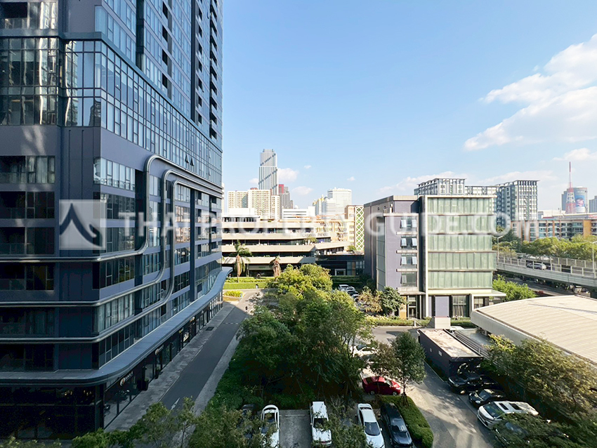 Condominium in Rama​ 9​ -​ Ramintra 