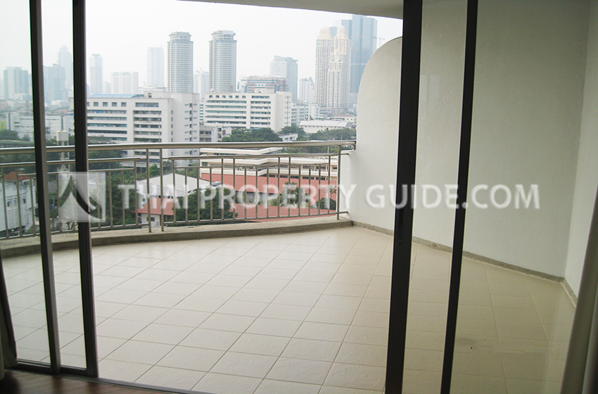 Condominium in Sathorn 