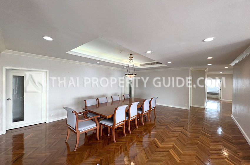 Condominium in Sathorn 