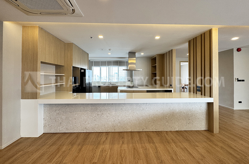 Condominium in Sathorn 