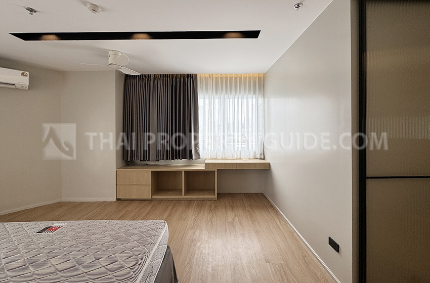Condominium in Sathorn 