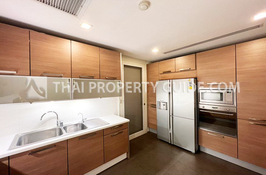 Condominium in Sathorn 
