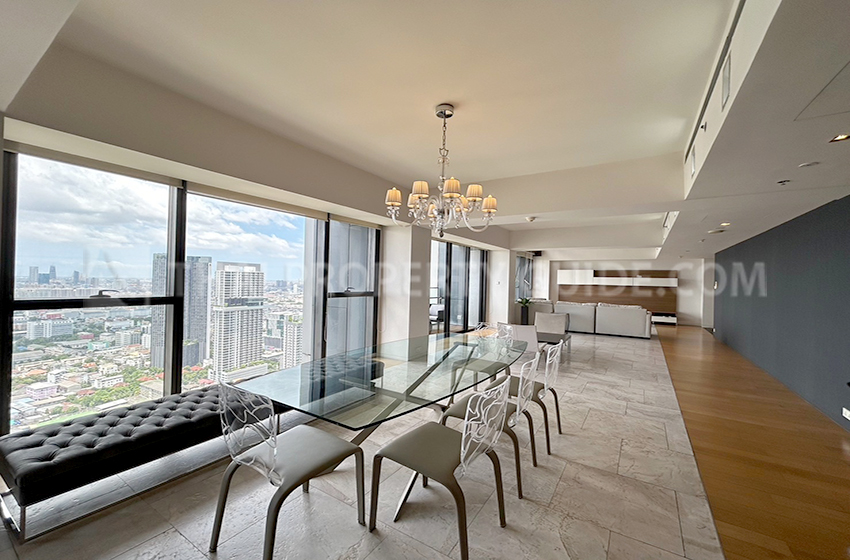 Condominium in Sathorn : The Met Sathorn 