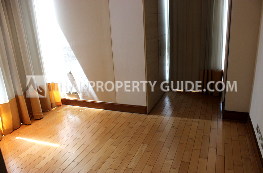 Condominium in Sathorn 