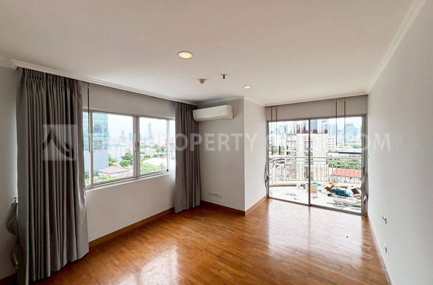 Condominium in Sathorn 