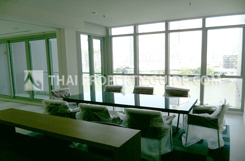 Condominium in Sathorn 