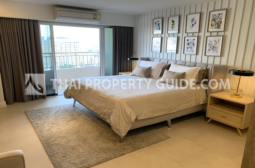 Condominium in Sathorn 