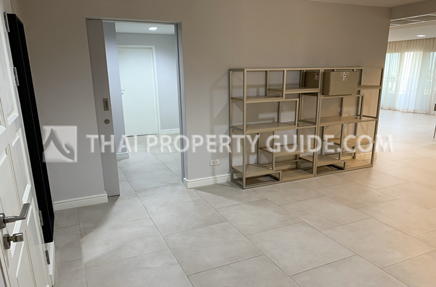 Condominium in Sathorn 