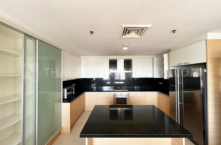 Condominium in Sathorn 