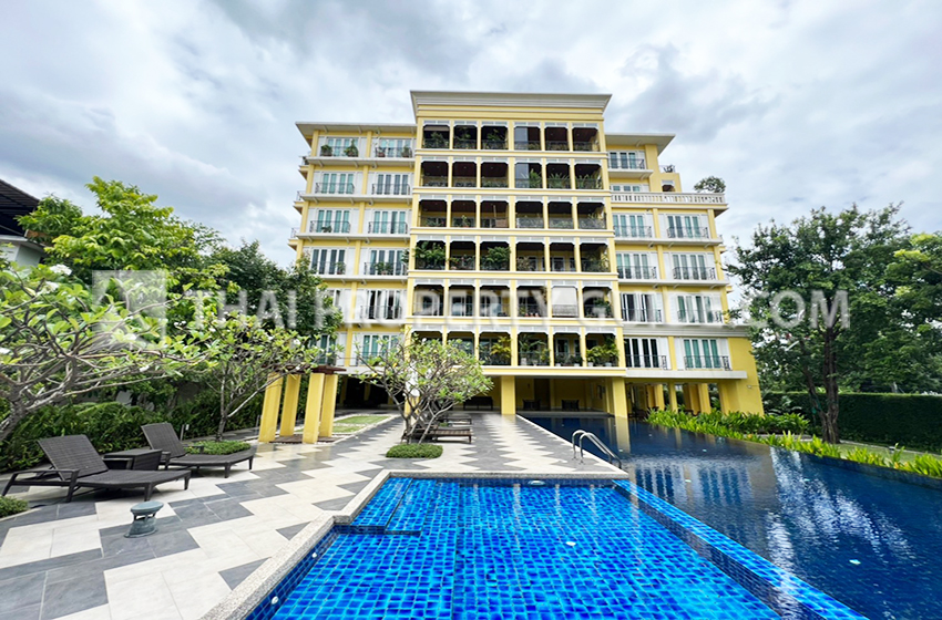 Condominium in Sathorn 