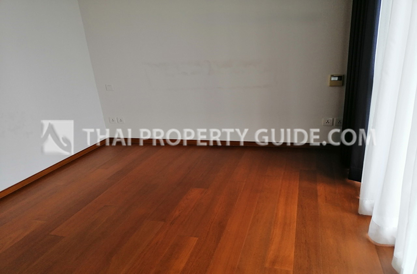 Condominium in Sathorn : Sukhothai Residence (Sathorn) 