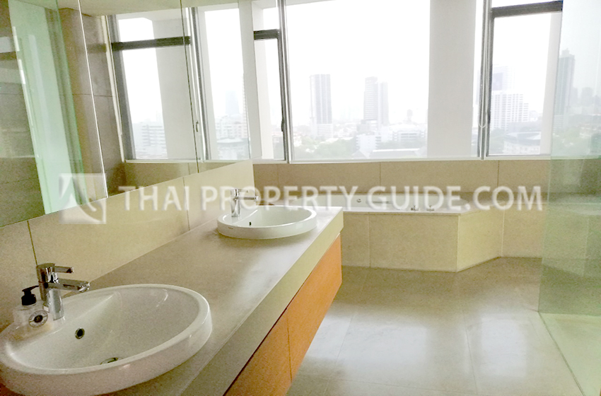 Condominium in Sathorn : Sukhothai Residence (Sathorn) 