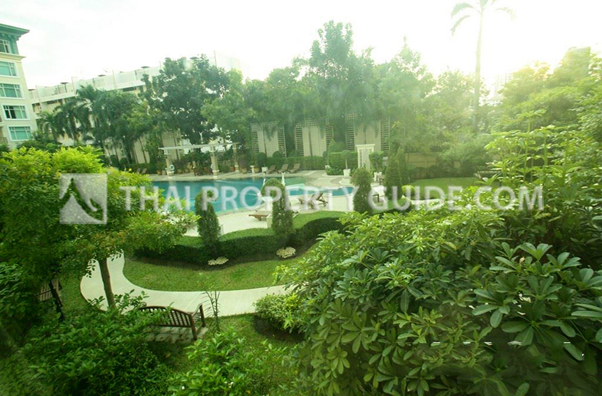 Condominium in Sathorn 