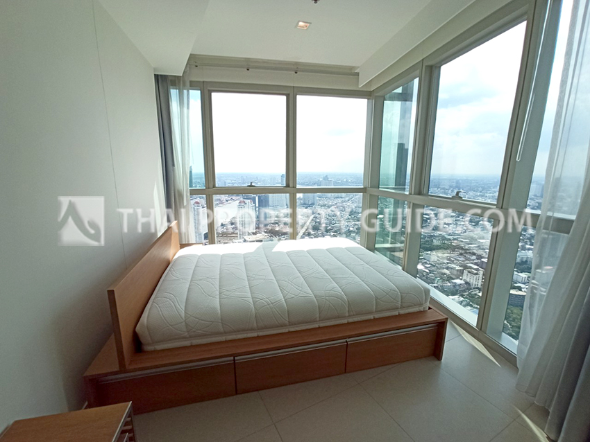 Condominium in Sathorn 